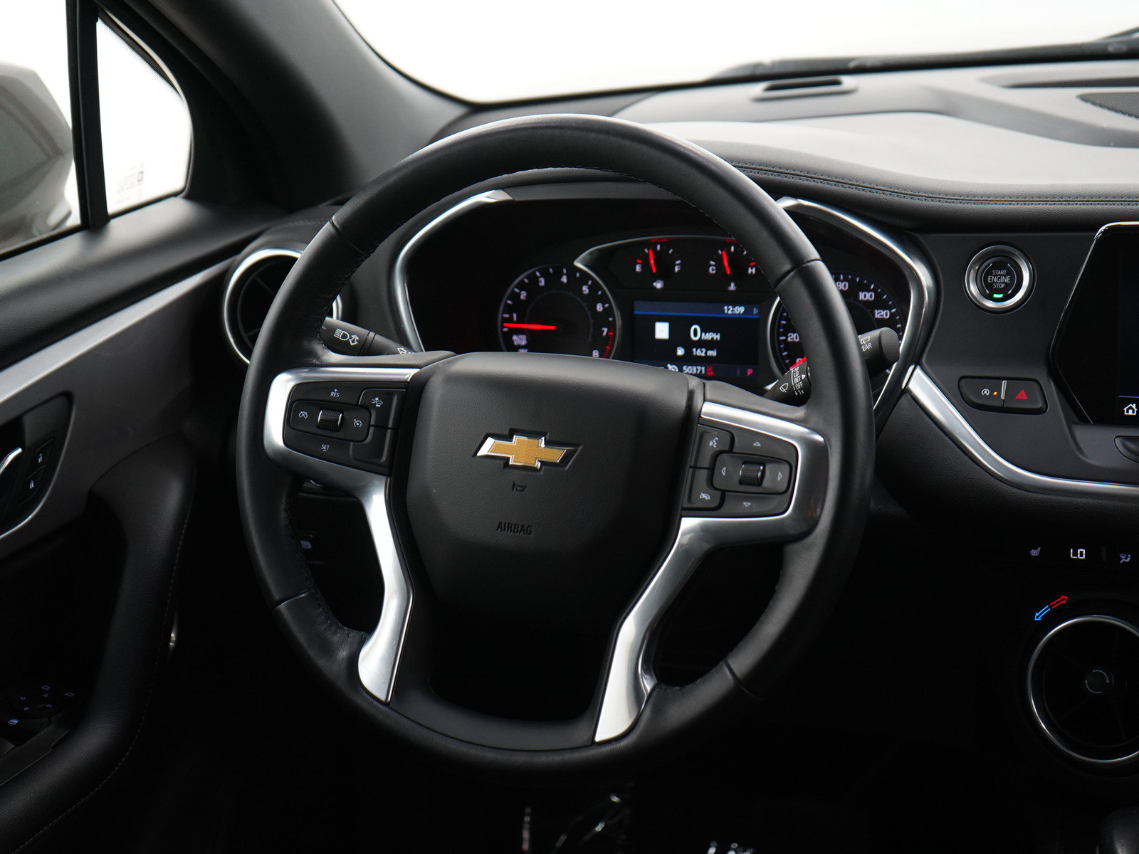 Used 2021 Chevrolet Blazer LT w/ Sound & Technology Package AWD/4WD image 14