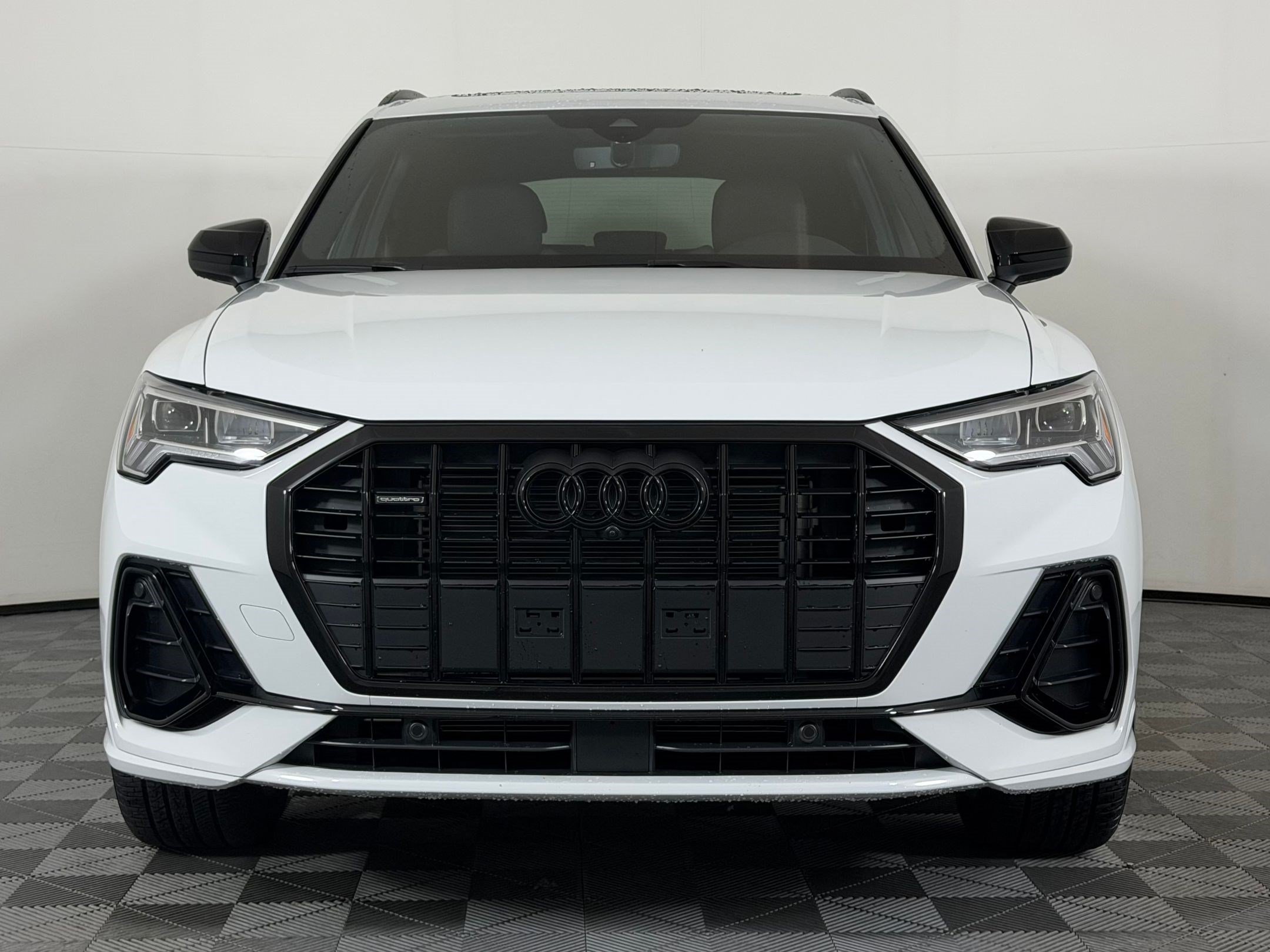 Certified 2025 Audi Q3 2.0T Premium Plus w/ Premium Plus Package AWD/4WD image 6