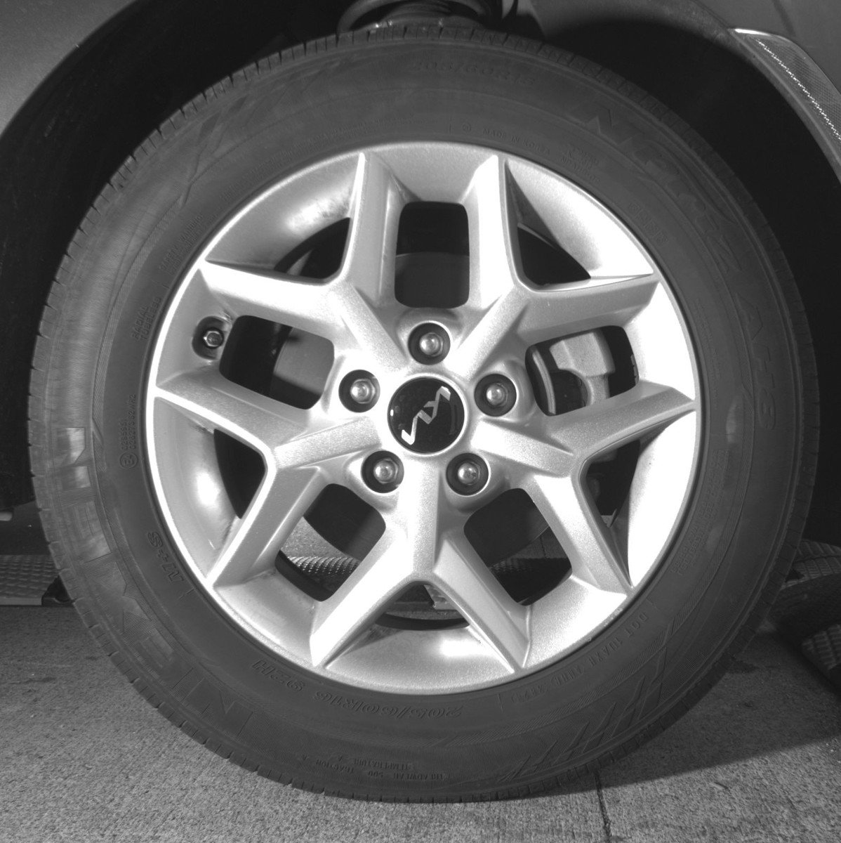 Used 2025 Kia Soul LX w/ LX Technology Package FWD image 13