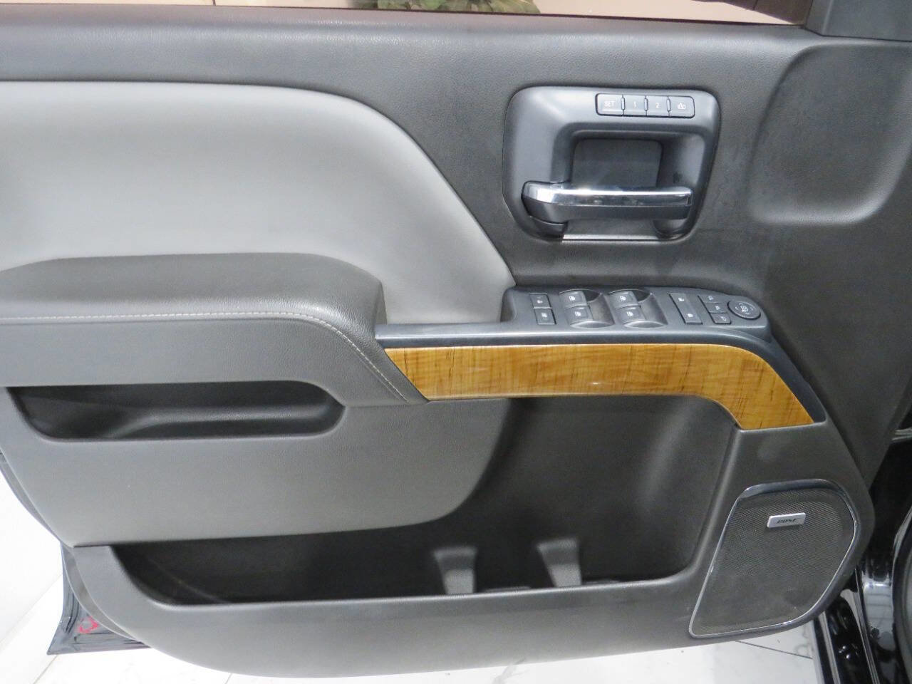 Used 2014 GMC Sierra 1500 SLT image 21