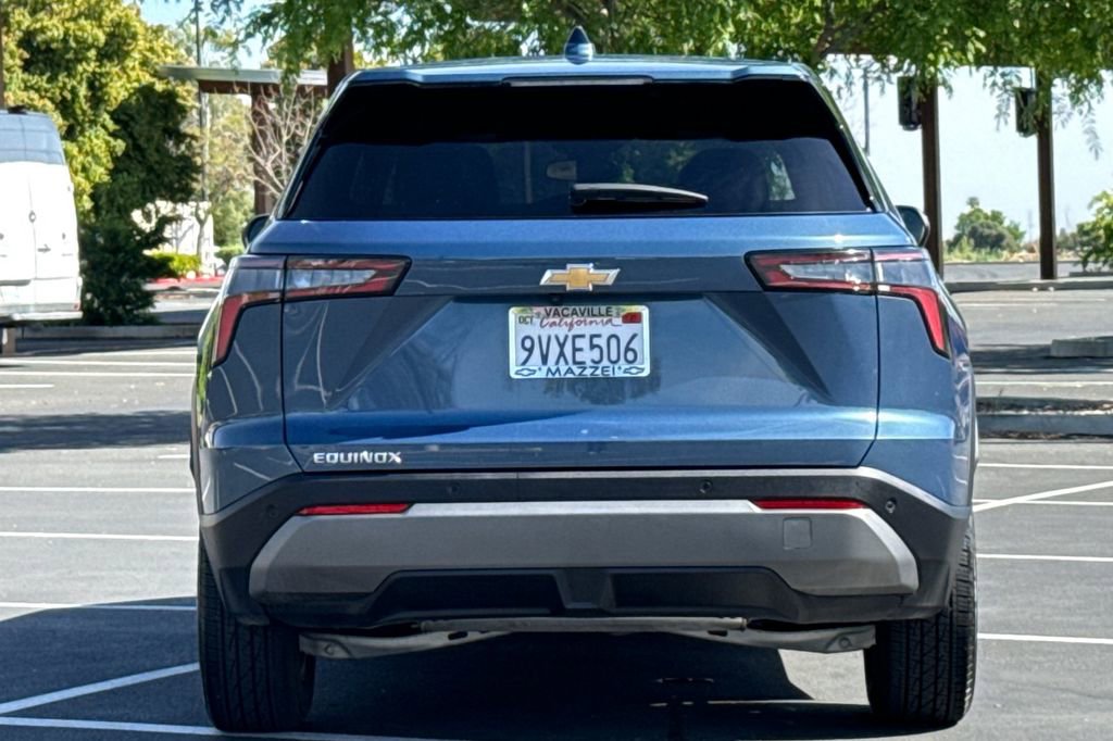 Used 2026 Chevrolet Equinox LT image 12
