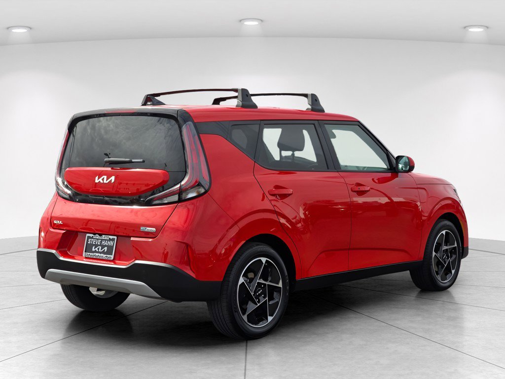 Used 2025 Kia Soul EX FWD image 6