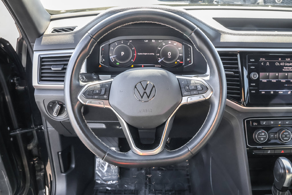 Certified 2023 Volkswagen Atlas Cross Sport SE w/ Panoramic Sunroof Package AWD/4WD image 20
