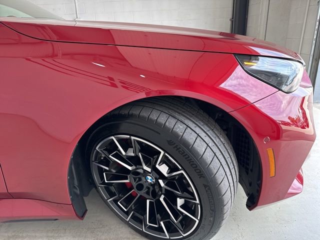 Used 2025 BMW M5 w/ Carbon Package image 4