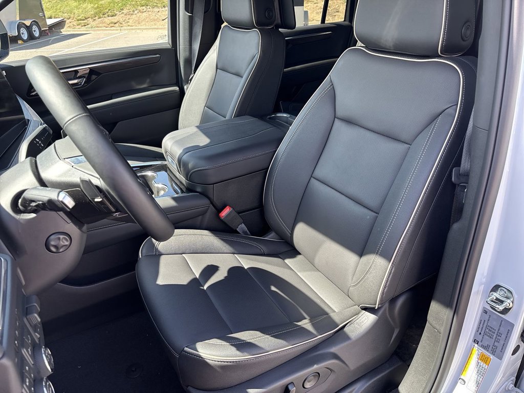 New 2026 Chevrolet Suburban Premier AWD/4WD image 20