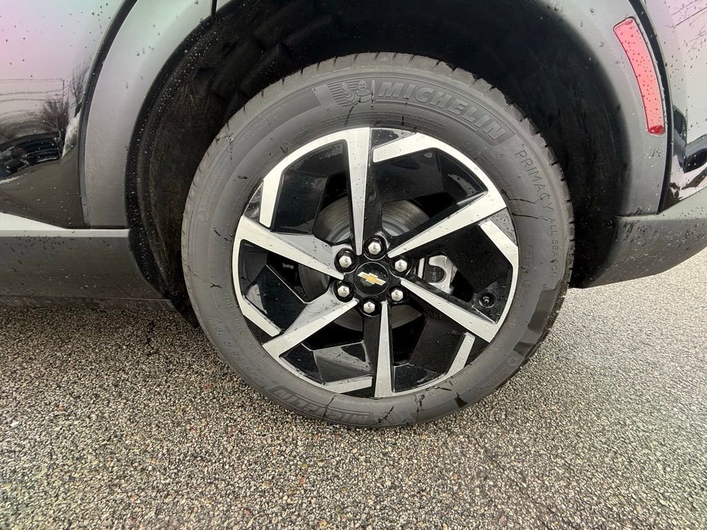 New 2026 Chevrolet Equinox EV LT FWD image 29