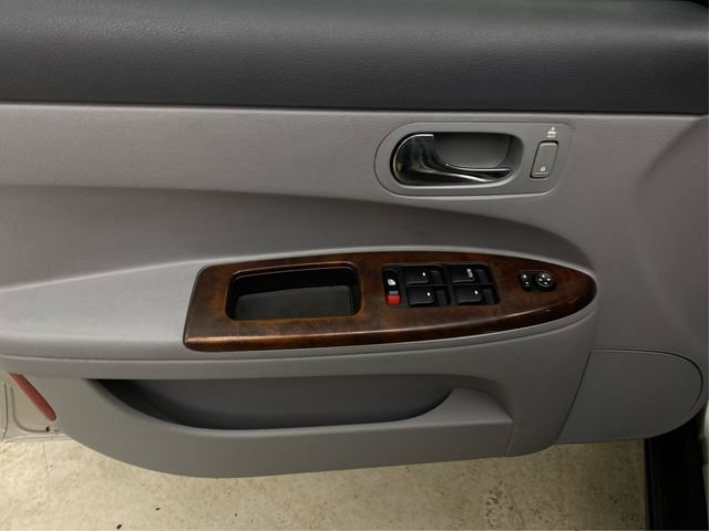 Used 2007 Buick LaCrosse CX FWD image 25