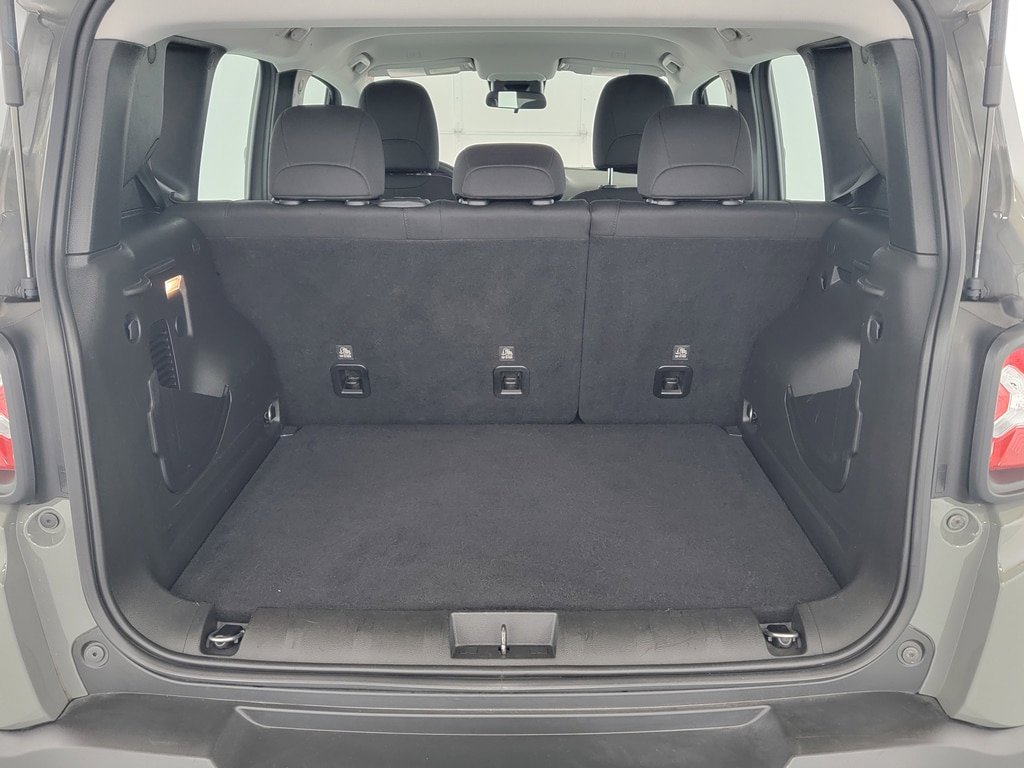 Used 2021 Jeep Renegade Sport AWD/4WD image 28