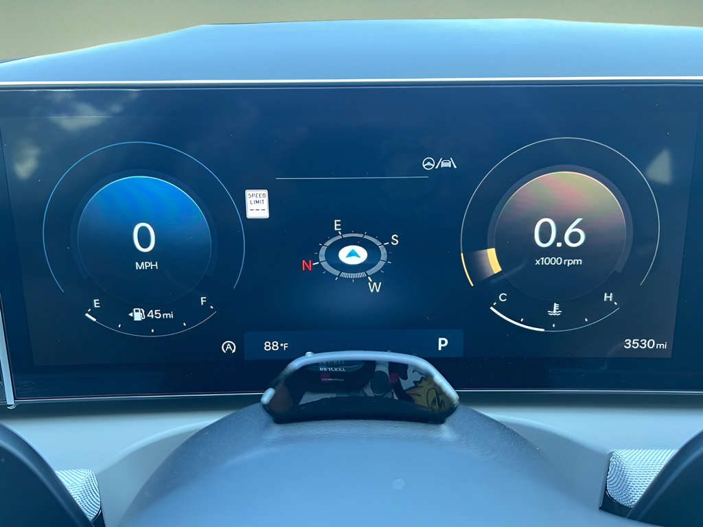 Certified 2025 Hyundai Tucson Limited FWD image 22