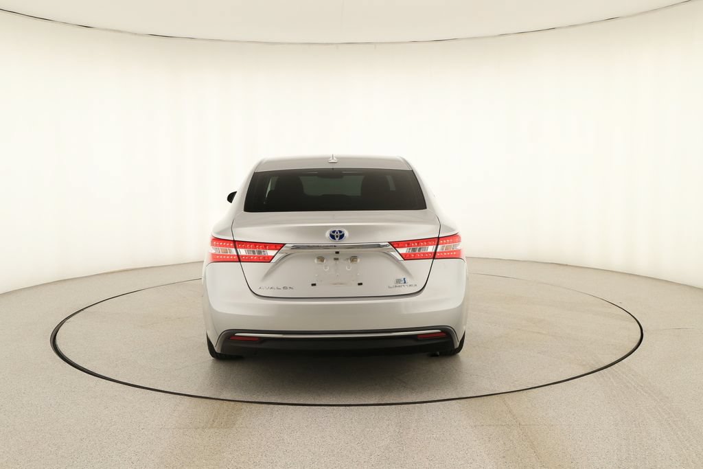 Used 2014 Toyota Avalon Limited w/ Technology Package FWD image 5