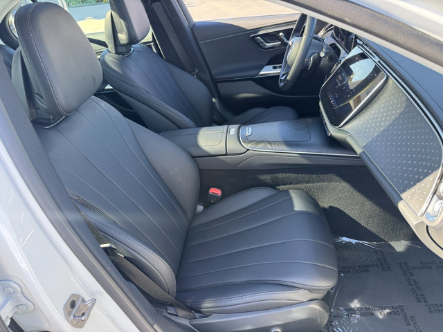 Used 2025 Mercedes-Benz E 350 Sedan image 6