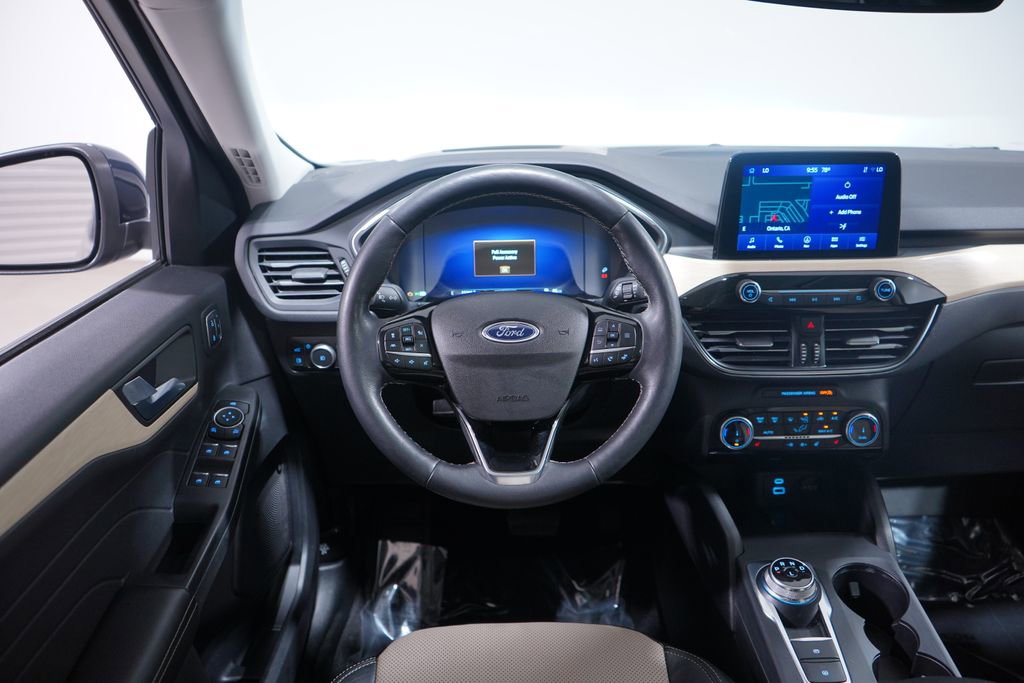 Used 2022 Ford Escape Titanium w/ Titanium Elite Package image 11