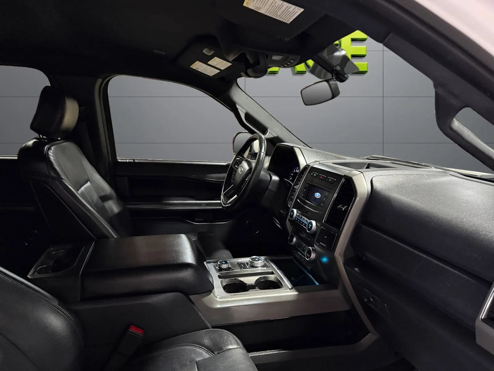 Used 2018 Ford Expedition XLT AWD/4WD image 23