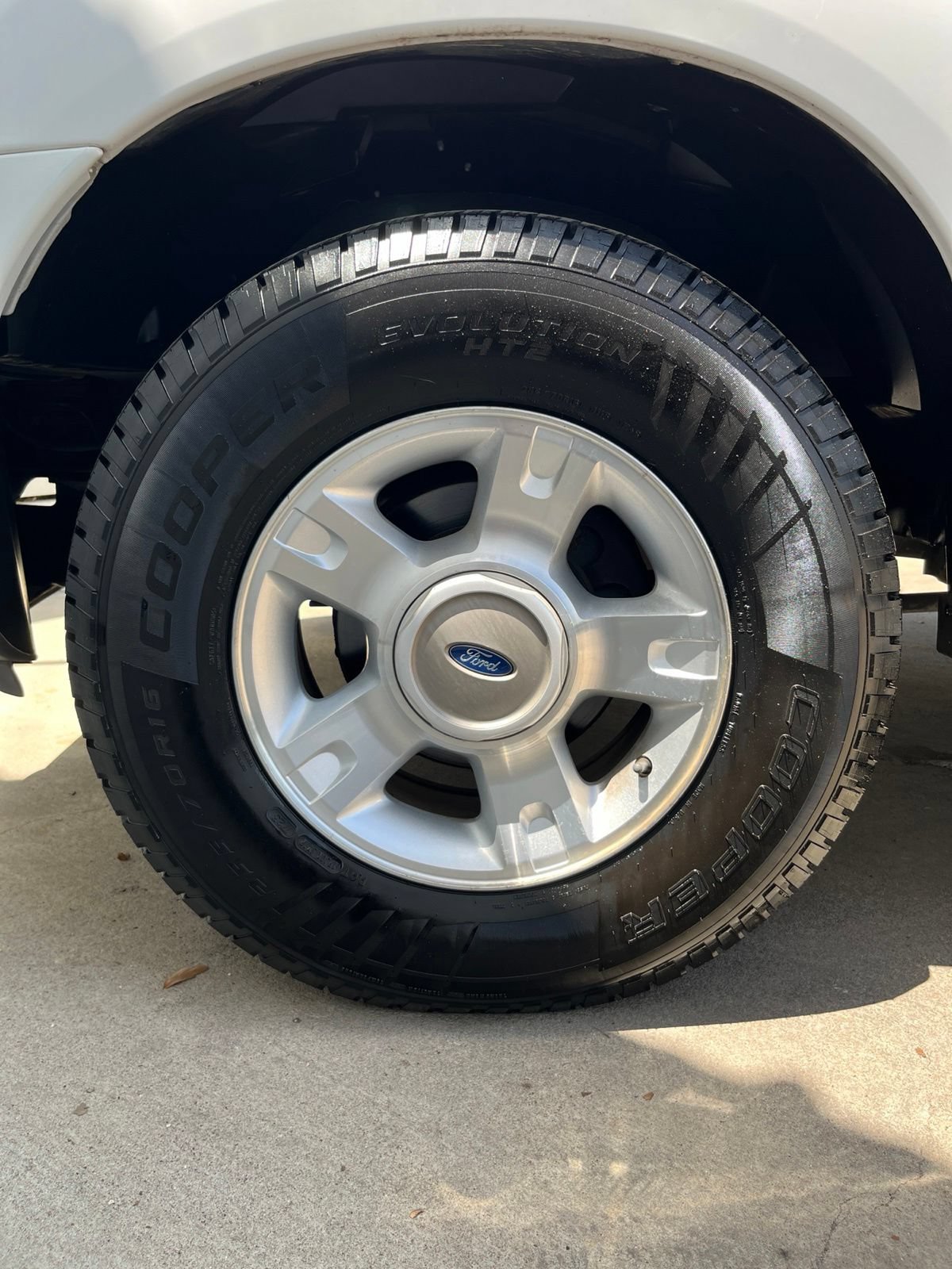Used 2001 Ford Explorer Sport Trac 2WD image 27
