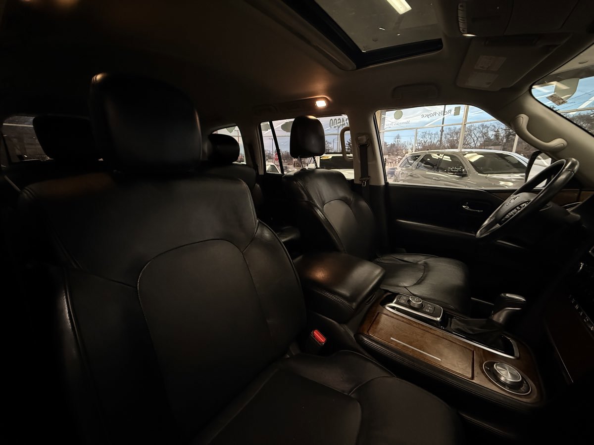 Used 2023 Nissan Armada SL w/ Captain's Chairs Package image 38