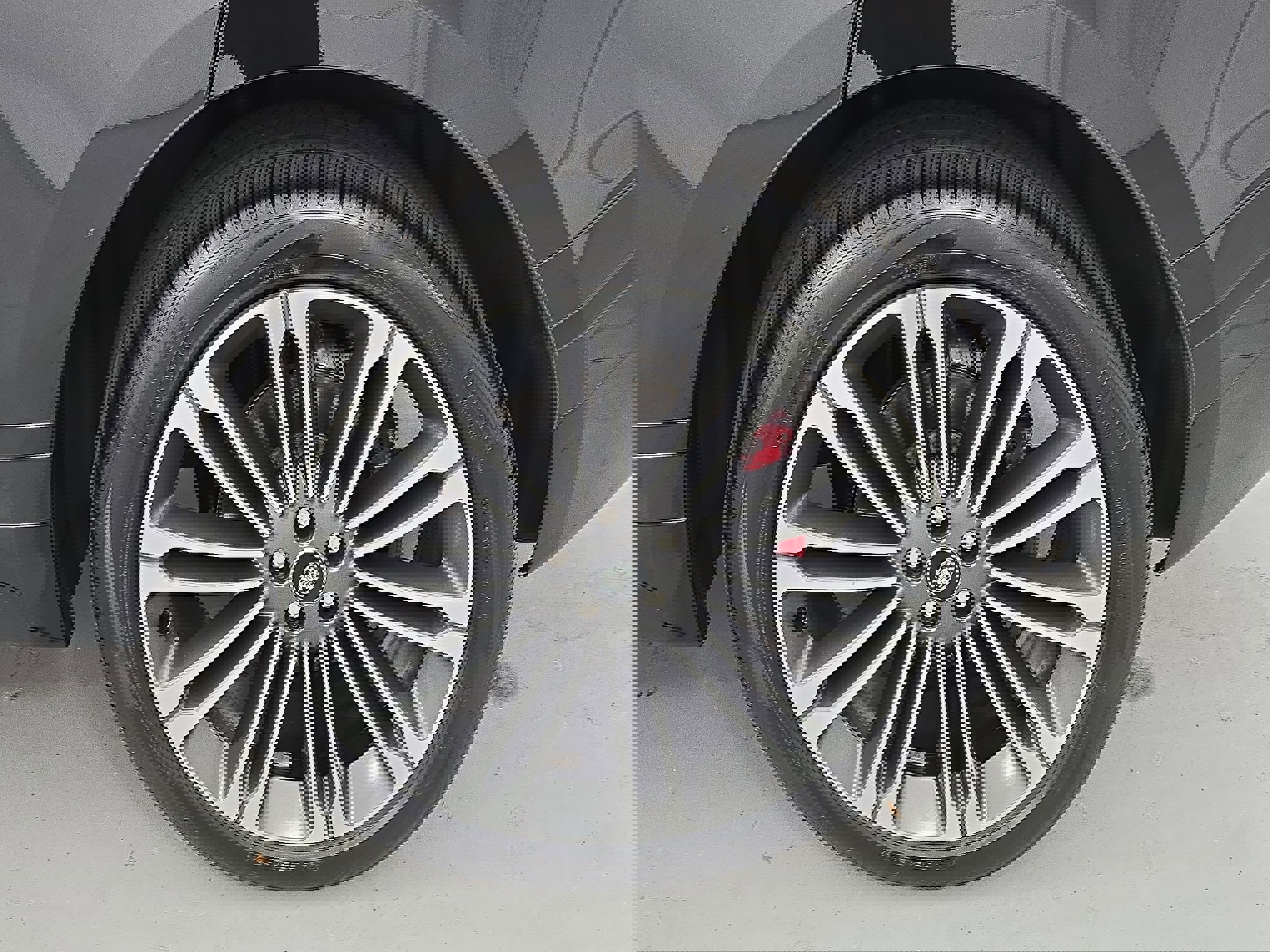 Used 2025 Land Rover Range Rover Velar Dynamic SE image 32