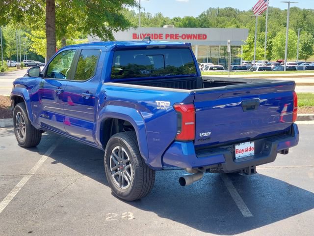 Used 2025 Toyota Tacoma TRD Sport w/ TRD Sport Upgrade Package AWD/4WD image 15