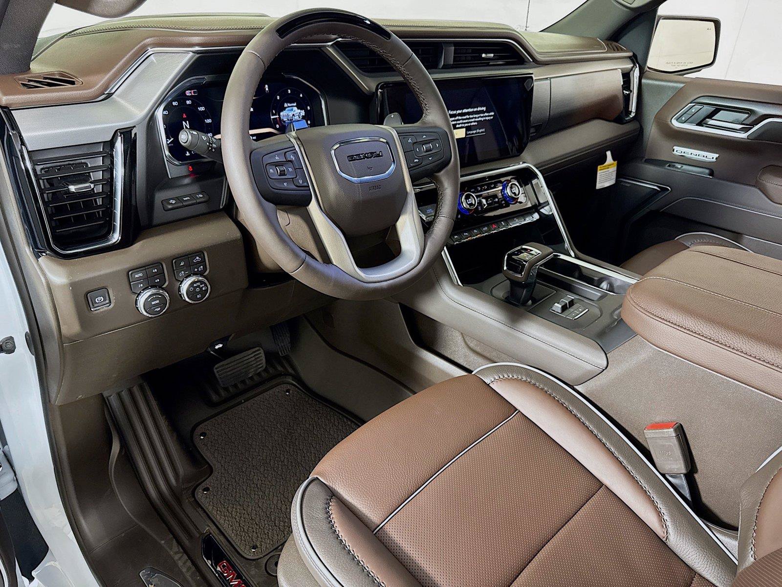 Used 2026 GMC Sierra 1500 Denali w/ Technology Package AWD/4WD image 5