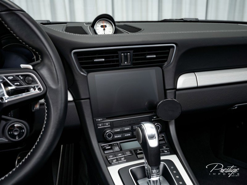 Used 2019 Porsche 911 Turbo S image 31