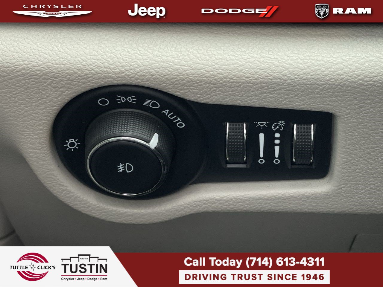 Used 2022 Chrysler Pacifica Touring-L FWD image 31