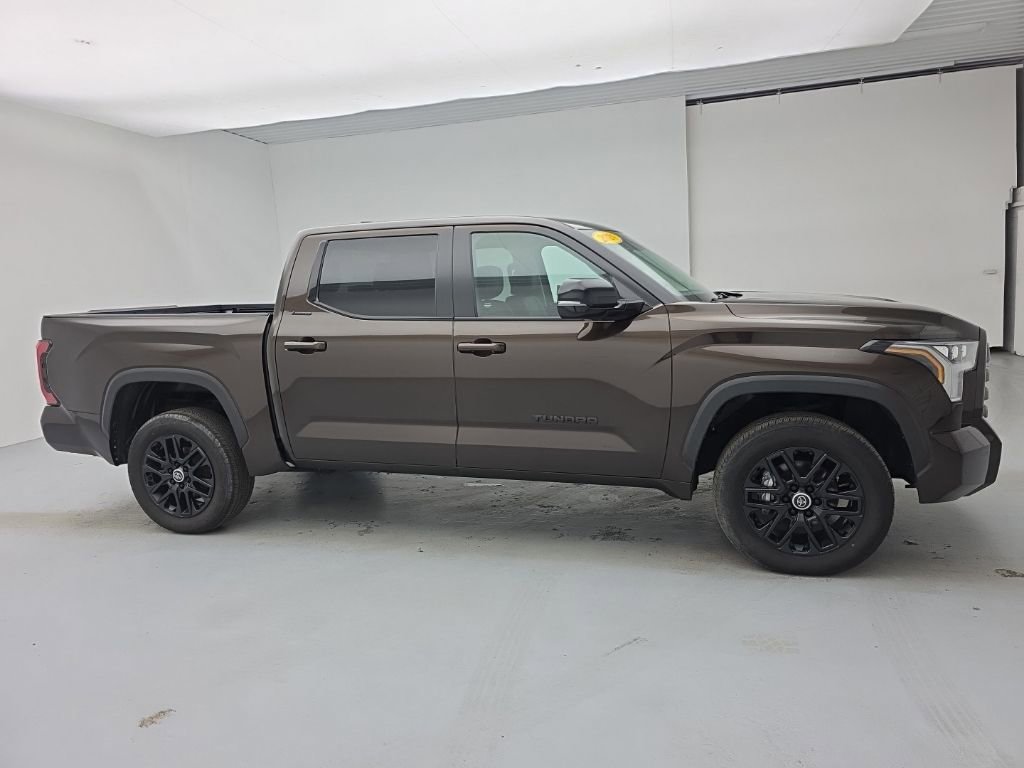 Used 2024 Toyota Tundra Limited AWD/4WD image 13