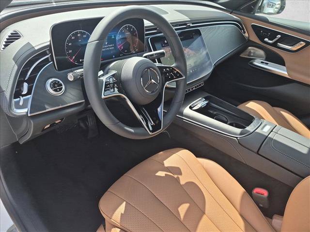 New 2027 Mercedes-Benz E 450 4MATIC Sedan image 3
