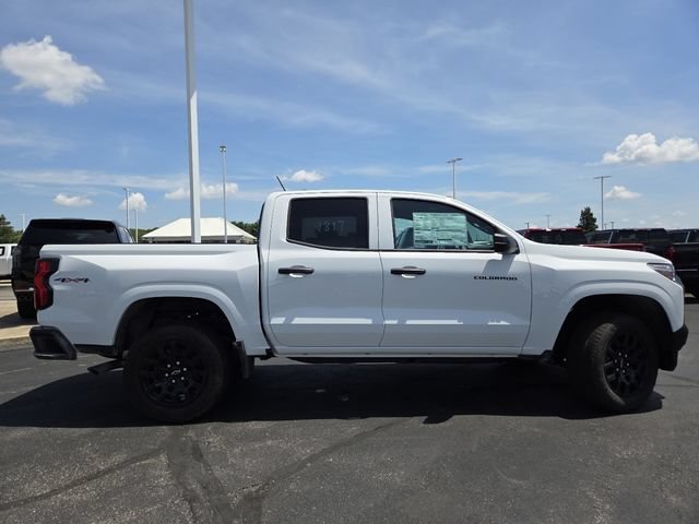 New 2026 Chevrolet Colorado W/T w/ WT Custom Package AWD/4WD image 16