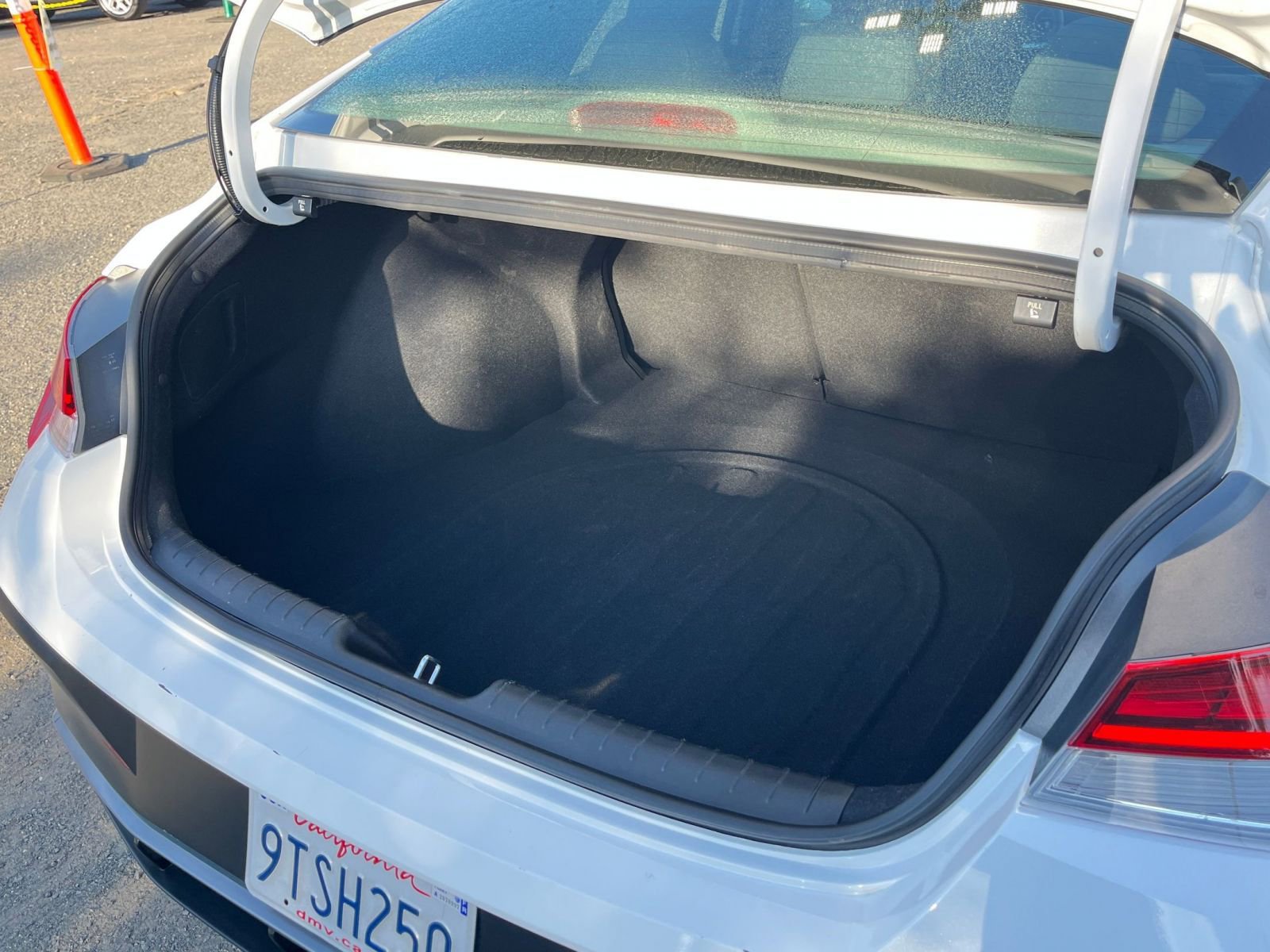 Used 2025 Hyundai Elantra SEL FWD image 32