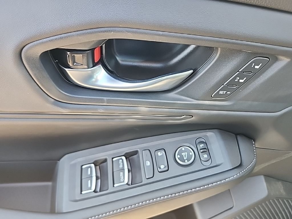 Certified 2025 Honda Accord Sport image 14