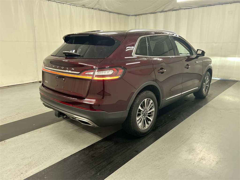 Used 2023 Lincoln Nautilus Reserve w/ Class II Trailer Tow Package image 2