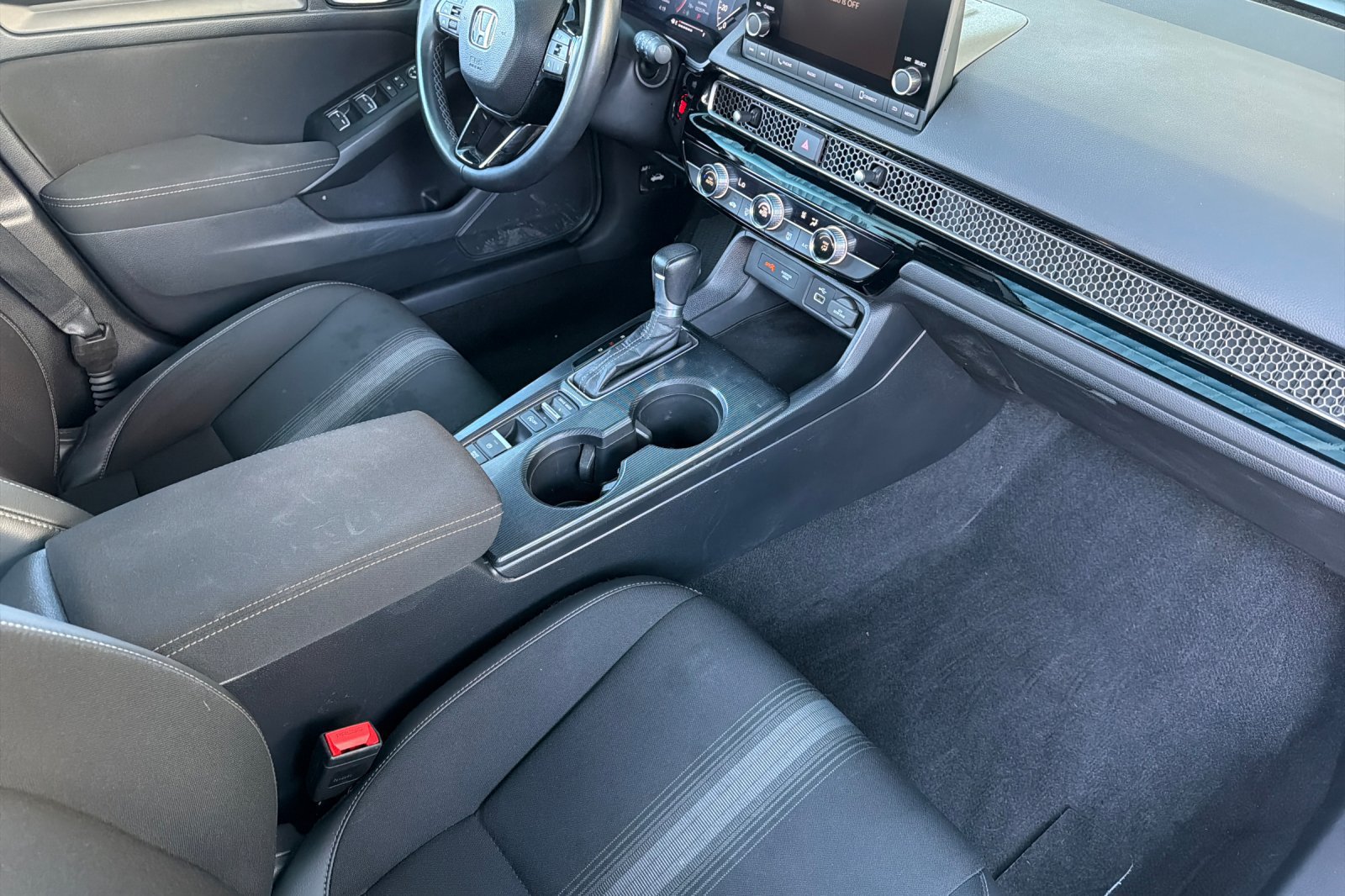 Used 2023 Honda Civic Sport image 15