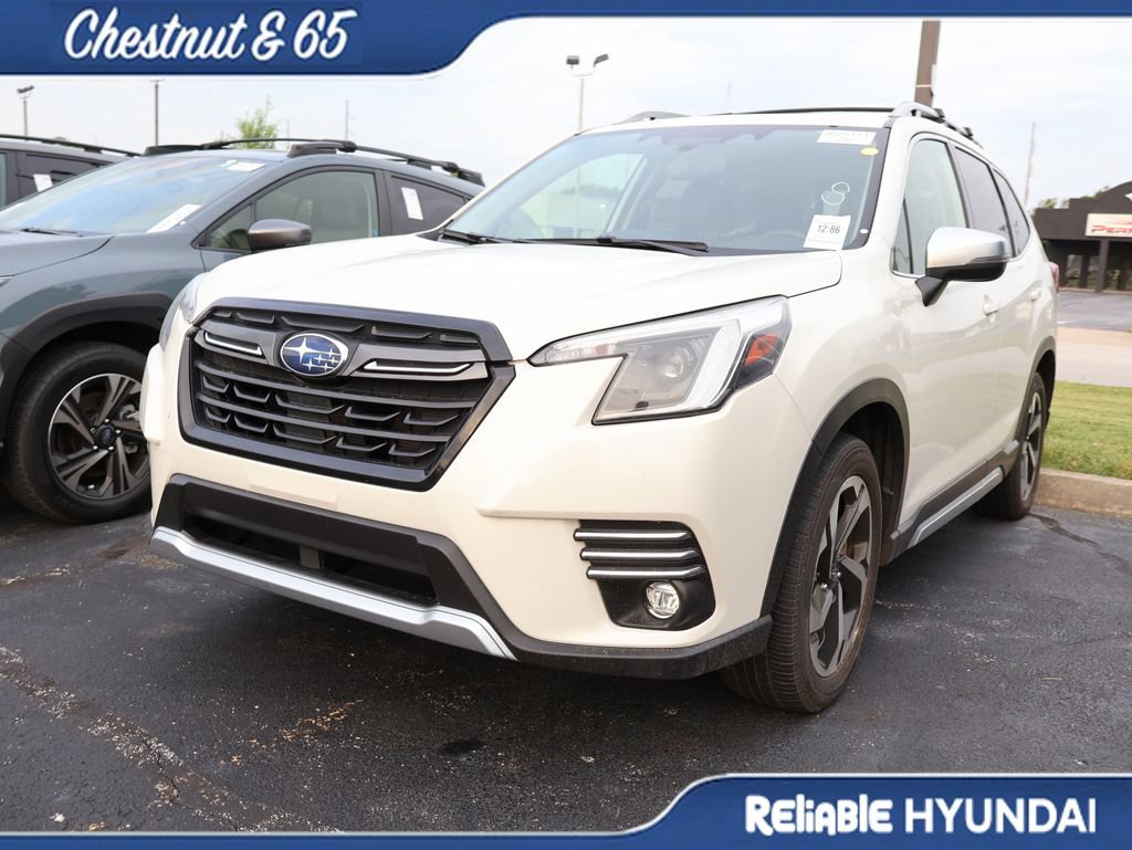 Used 2024 Subaru Forester Touring w/ Pop Package 2 AWD/4WD image 9