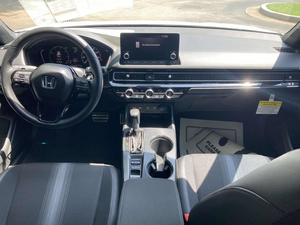 Used 2025 Honda Civic Sport image 10