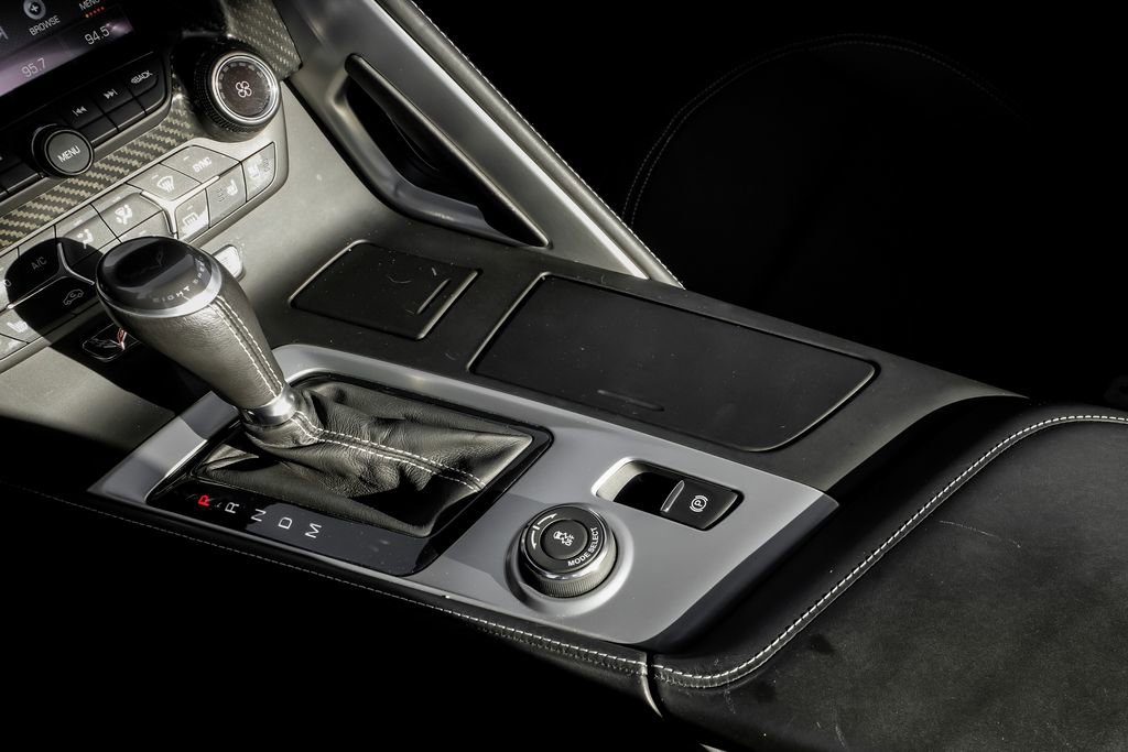 Used 2016 Chevrolet Corvette Stingray Coupe w/ 3LT Preferred Equipment Group image 21