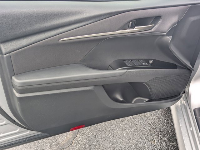 Used 2025 Toyota Camry LE image 10