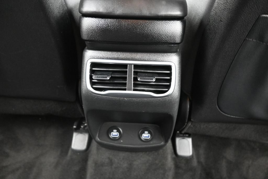 Used 2021 Hyundai Santa Fe SEL w/ Convenience Package FWD image 18