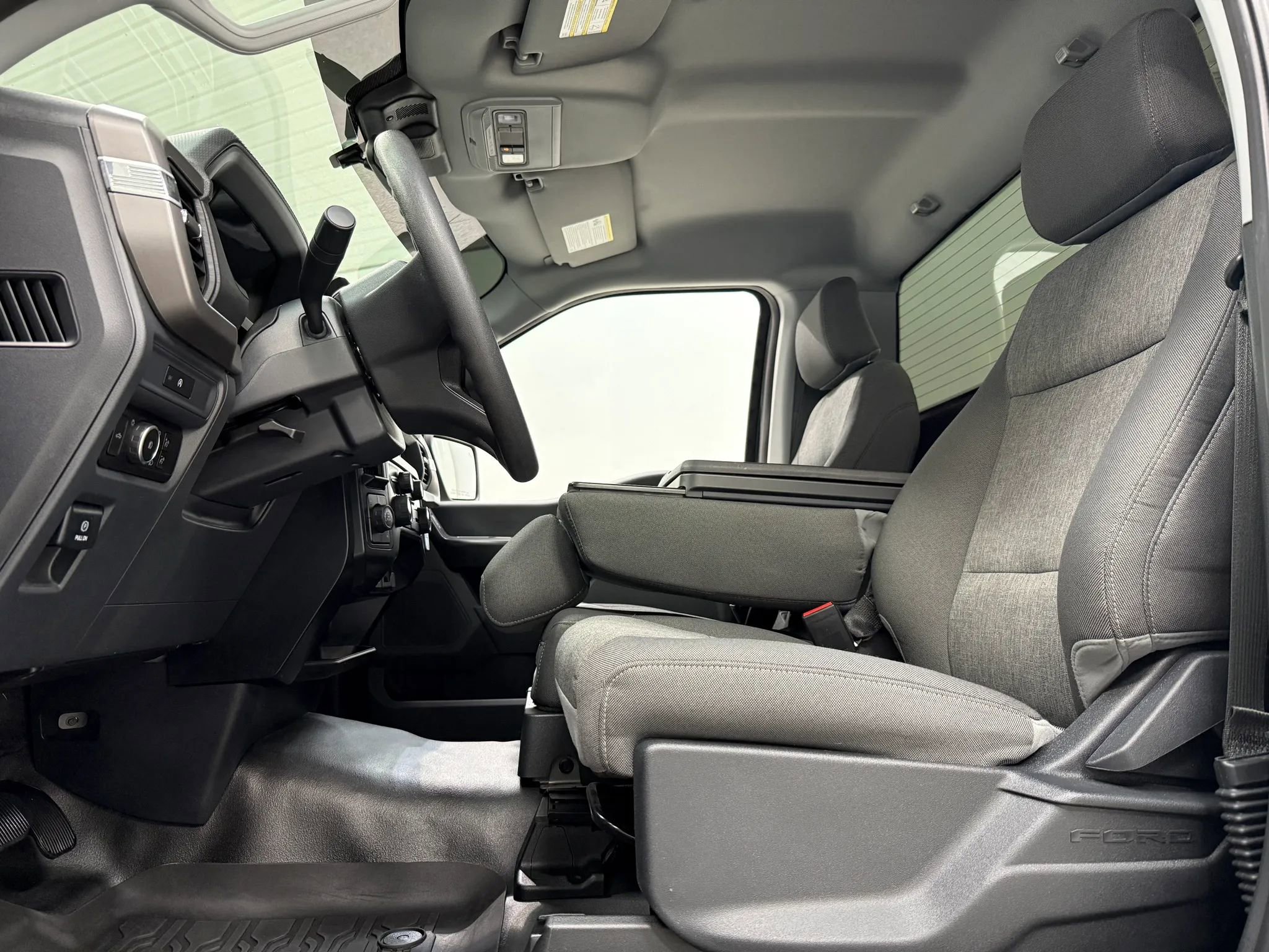 Used 2025 Ford F150 XL w/ Equipment Group 103A High AWD/4WD image 14