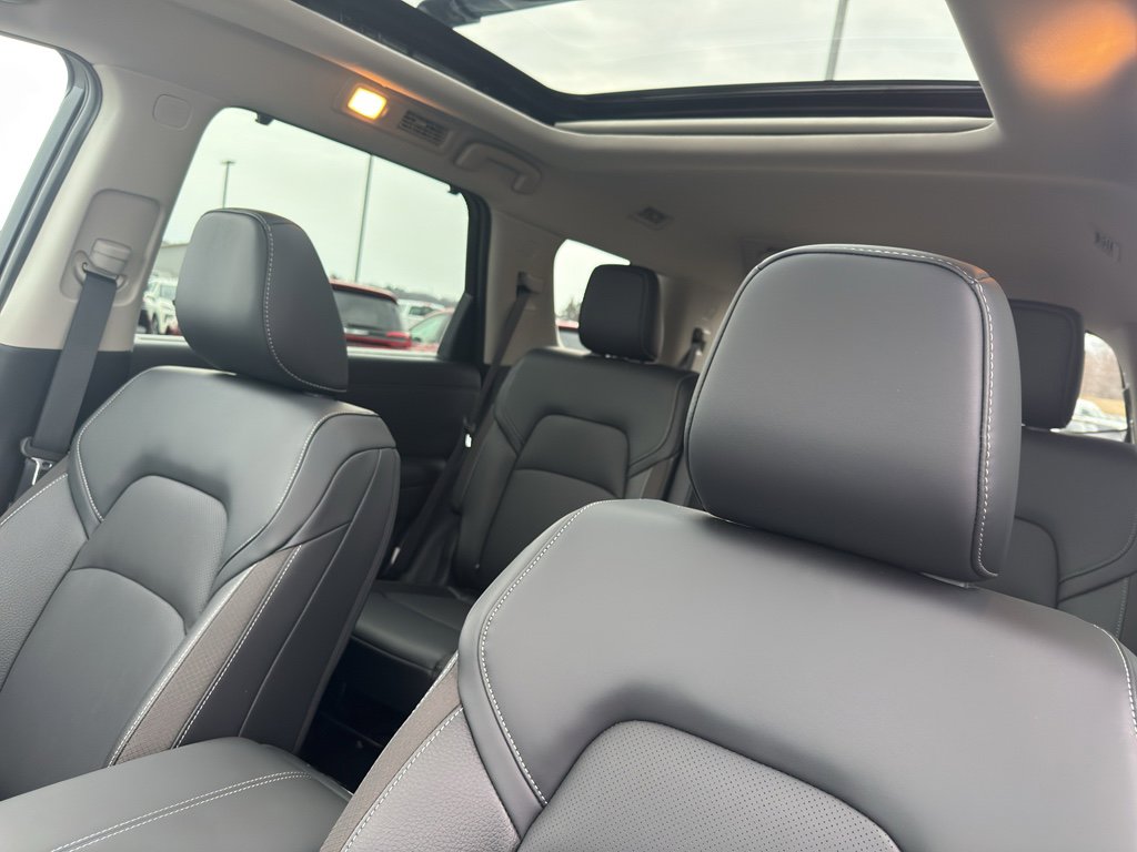 New 2026 Nissan Pathfinder SL image 27