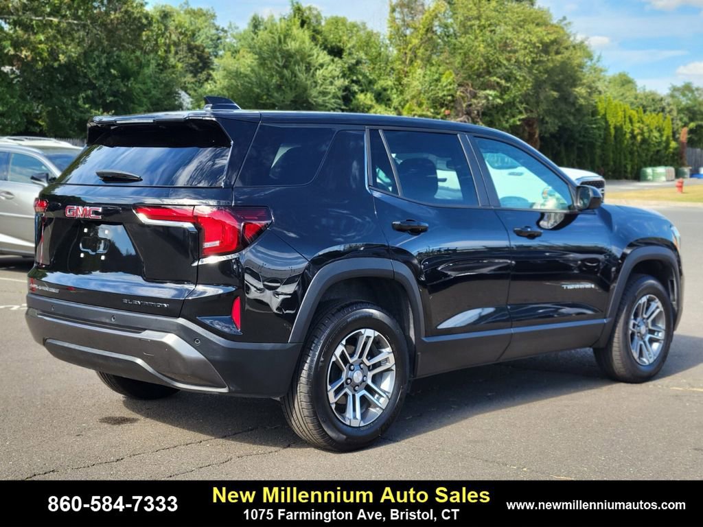 Used 2025 GMC Terrain Elevation image 5