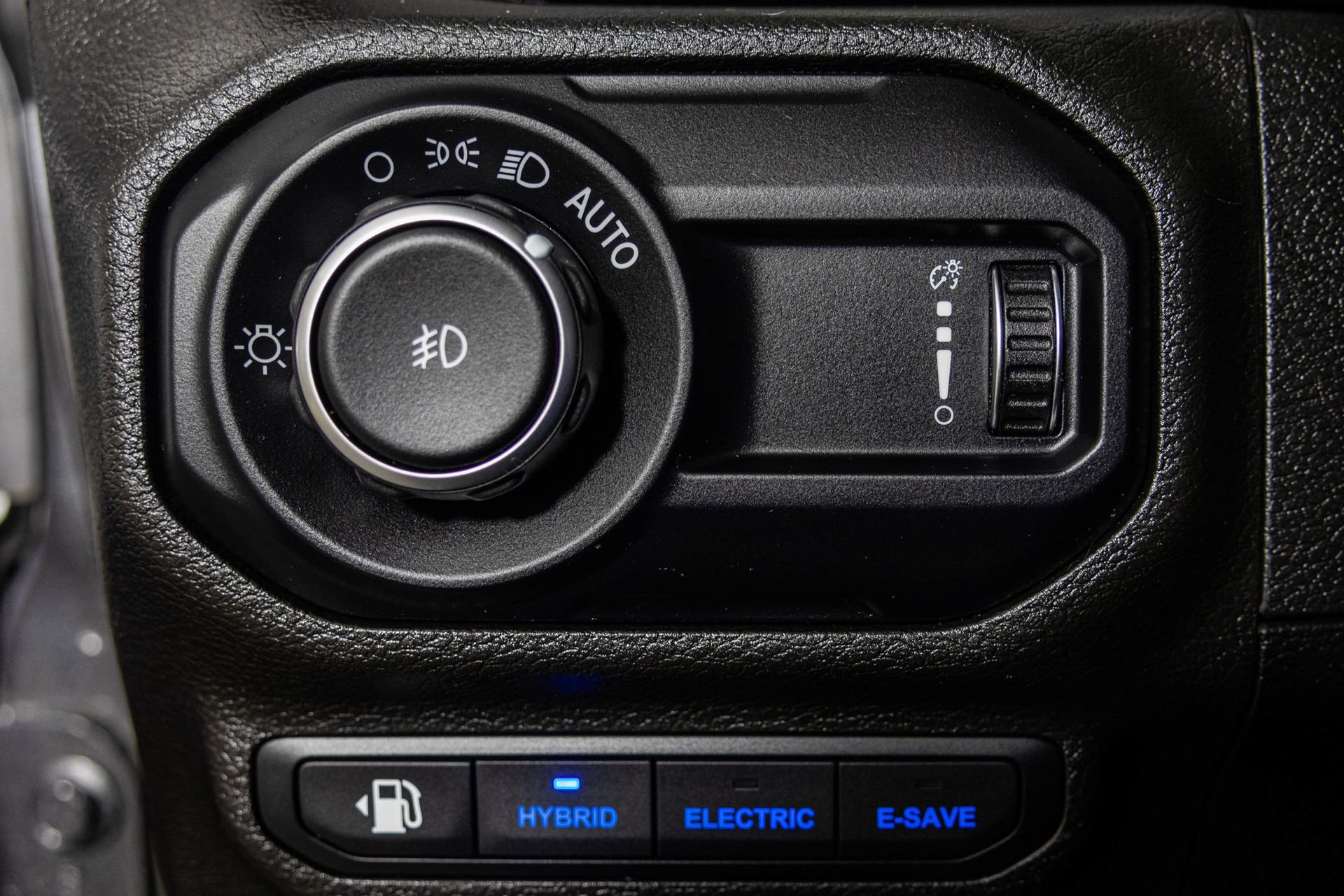 Used 2023 Jeep Wrangler Unlimited Rubicon 4xe w/ Cold Weather Group image 33