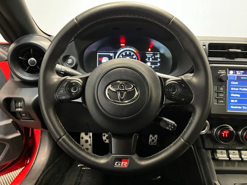 Used 2023 Toyota GR86 Premium RWD image 6