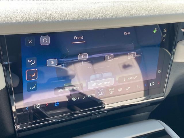 New 2026 Lincoln Navigator Reserve w/ Jet Appearance Package AWD/4WD image 23