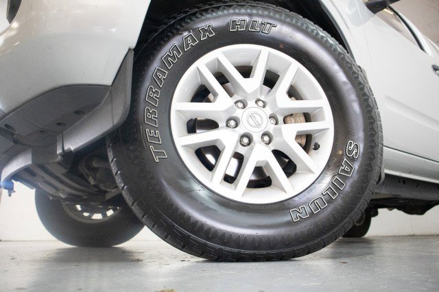 Used 2020 Nissan Frontier SV w/ SV Utility Package image 3