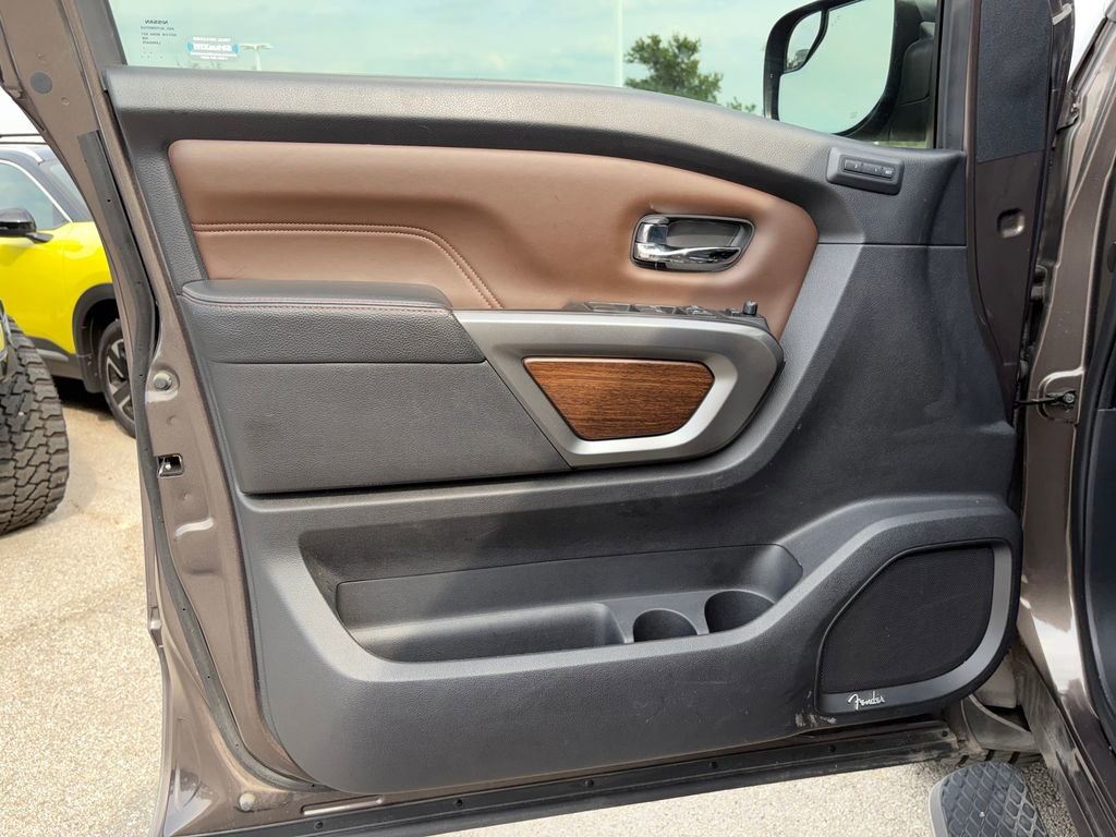 Used 2019 Nissan Titan Platinum Reserve w/ Platinum Utility Package image 21