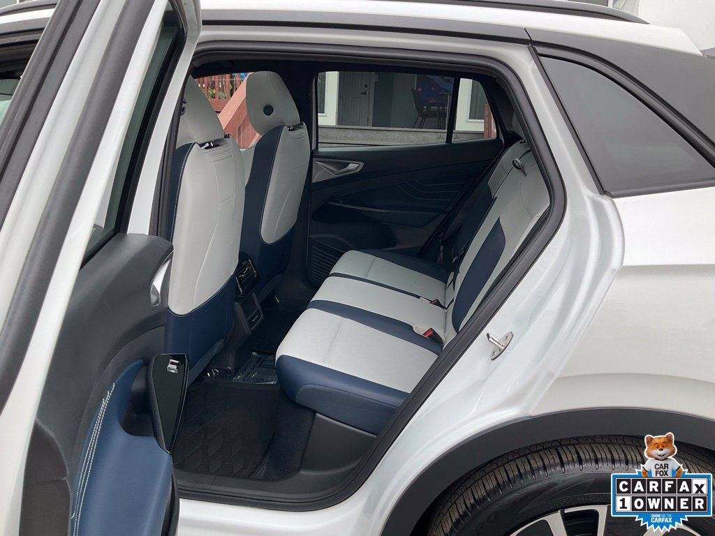 Used 2024 Volkswagen ID.4 S RWD image 7