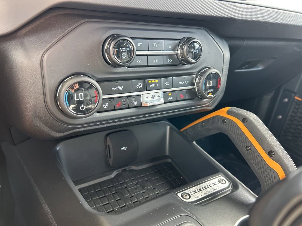 Used 2024 Ford Bronco Badlands image 33