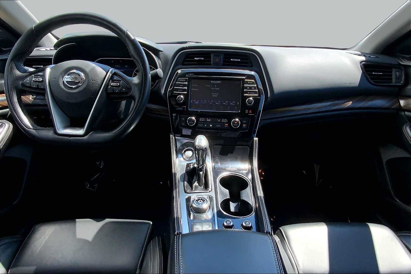 Used 2016 Nissan Maxima Platinum FWD image 18