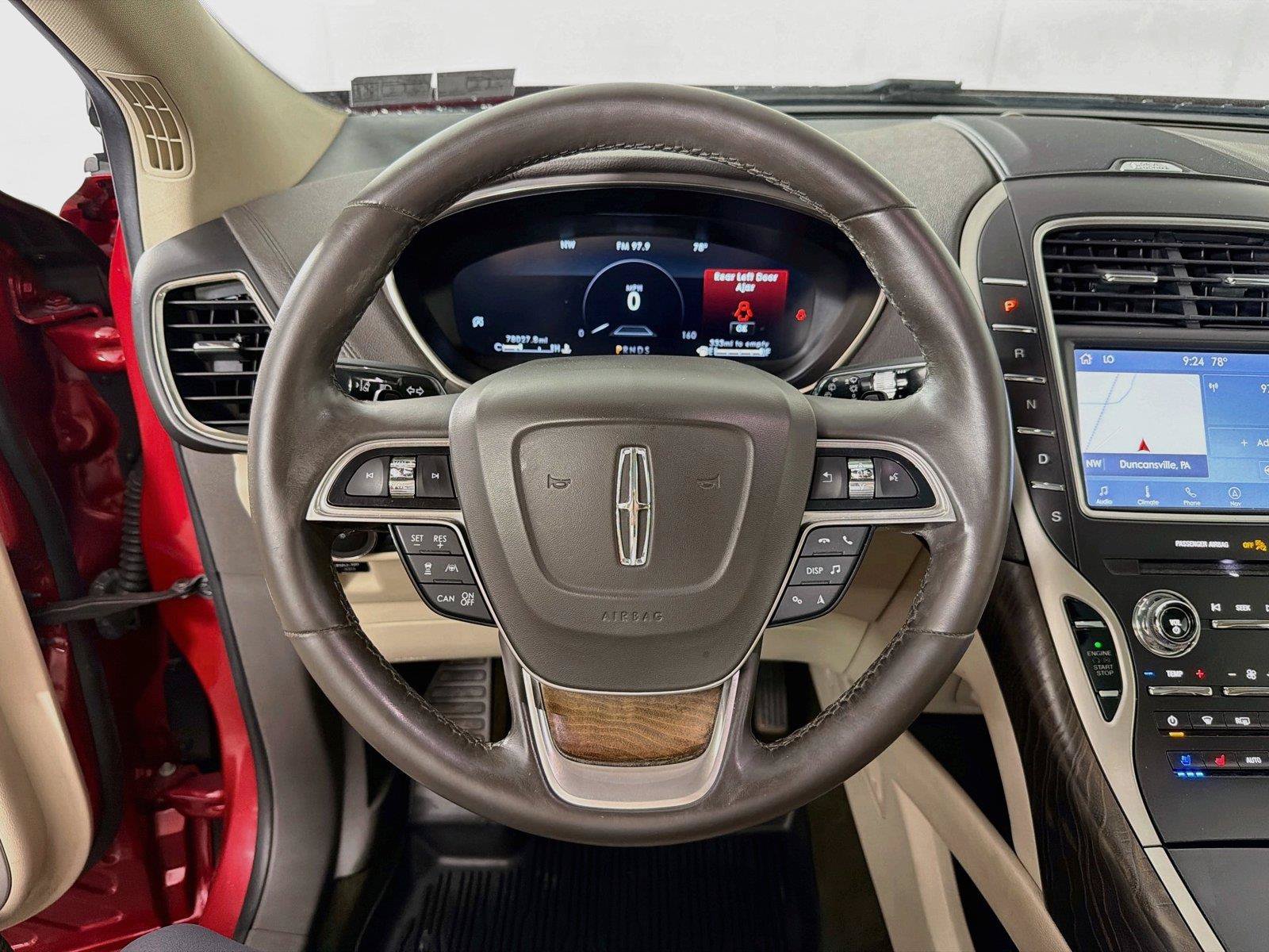 Used 2020 Lincoln Nautilus Reserve w/ Equipment Group 202A AWD/4WD image 3