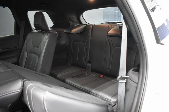 Used 2025 INFINITI QX60 Luxe w/ Black Edition image 37