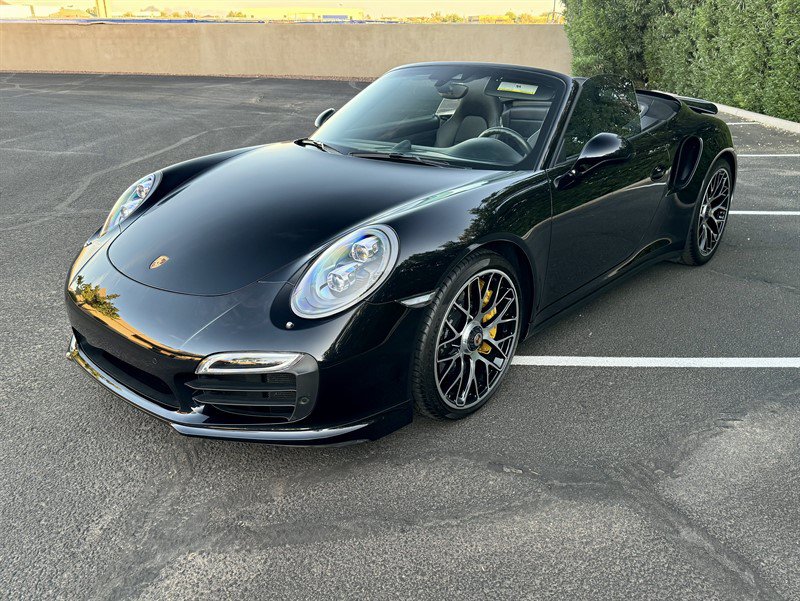 Used 2015 Porsche 911 Turbo S w/ High-end Infotainment Package AWD/4WD image 3